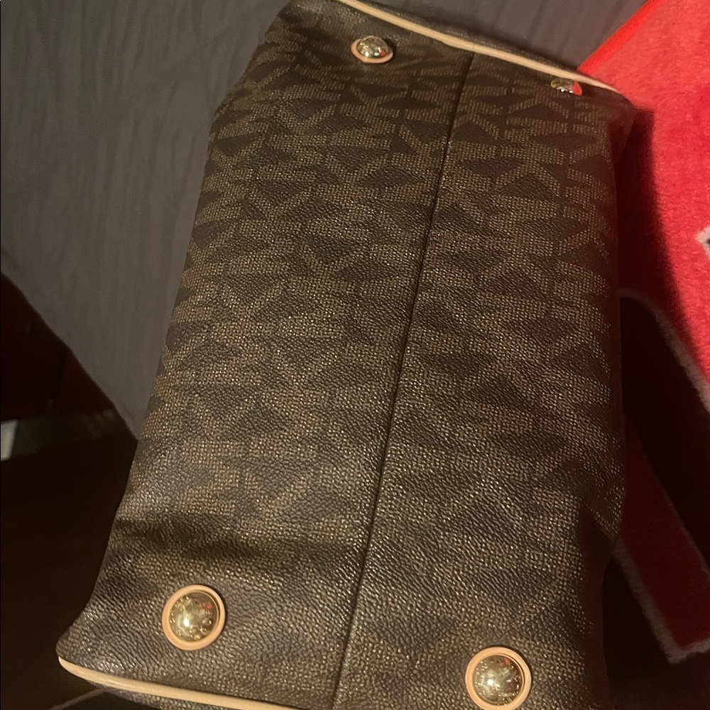 MICHAEL KORS LARGE MONOGRAM SPEEDY AND WALLET - Picture 9 of 10